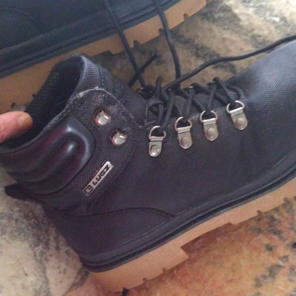 Men's boots